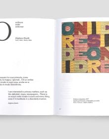 Book cover of Marc Donnadieu's Un alphabet de l'ordre et du désordre - An alphabet of order and disorder. Published by Forma Edizioni.