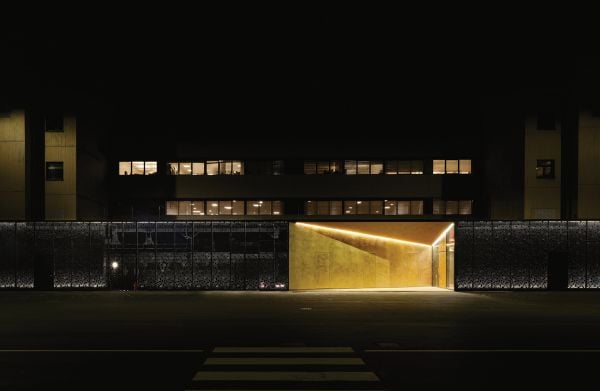 Book cover of Tribute: Architecture as a Form of Dialogue. Published by Forma Edizioni,