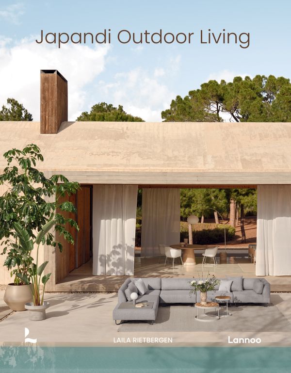 Book cover of Japandi Outdoor Living; featuring an outdoor patio area with swimming pool. Published by Lannoo Publishers.
