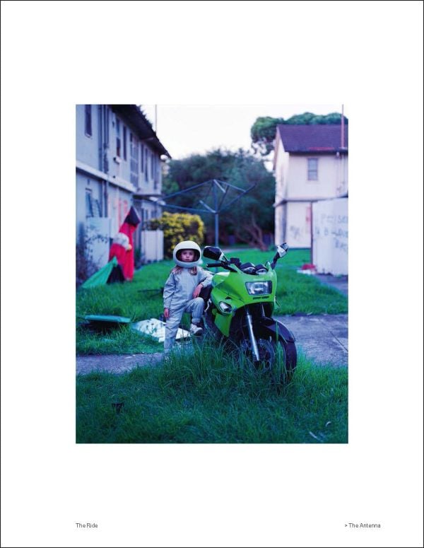 Book cover of The Rocketgirl Chronicles; with a child dress in home made space suit and helmet, sitting on a chair with a radio. Published by Lannoo Publishers.