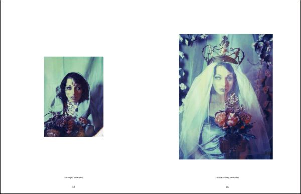 Book cover of Carmen de Vos: The Eyes of the Fox, featuring a women in long tartan dress and cropped blonde wig, walking down stairs holding bannister. Published by Exhibitions International.