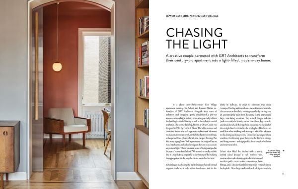 Book cover of New York Interiors, featuring an apartment interior with modern art. Published by Lannoo Publishers.