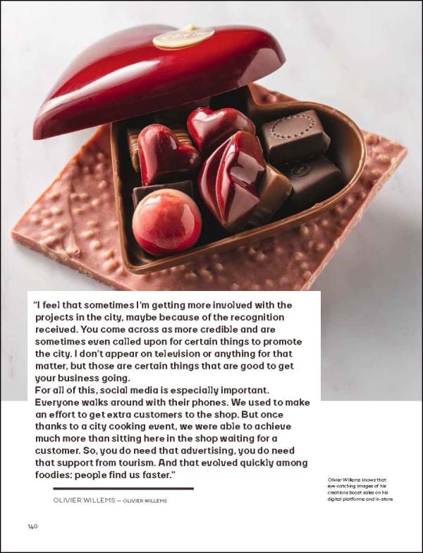 Book cover of The Chocolatier's Shop. Published by Lannoo Publishers.