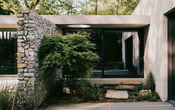Book cover of Peter Ivens - Houses, with an interior room with dark wood wall cupboards with crockery. Published by Luster Publishing.