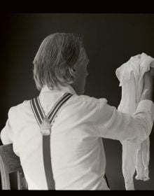 Book cover of The White Blouse, Marie-Jeanne van Hövell tot Westerflier - Photographer with a Painter's Soul, featuring a portrait of Asian female wearing white blouse. Published by Waanders Publishers.