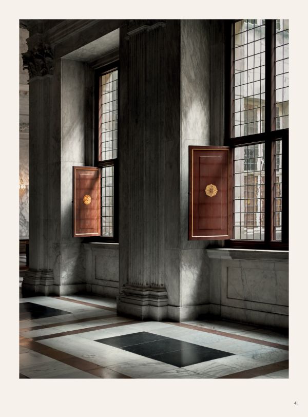 Book cover of Alice Taagten's The Palace: Royal Palace Amsterdam, with a dark interior place room. Published by Waanders Publishers.