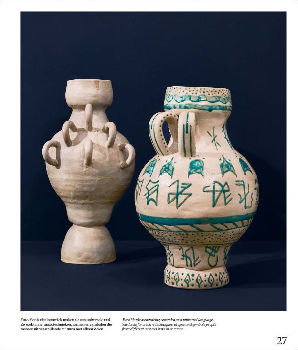 Book cover of Pioneering Ceramics, with a blue delft vase and a modern piece on top. Published by Waanders Publishers.