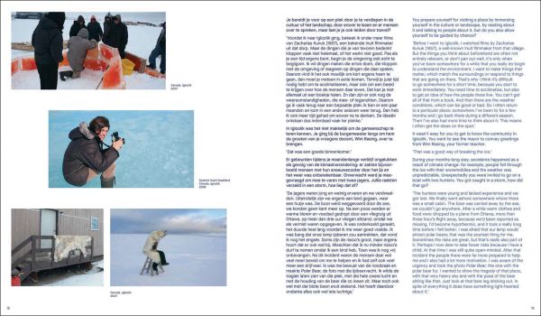 Book cover of Scarlett Hooft Graafland: Mesmerizing; featuring a figure standing in the desert, with two floating hats. Published by Waanders Publishers.