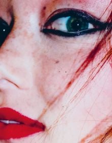 Book cover of THANK YOU BYE: Clémentine Balcaen, with a close-up of fashion model with thick black eye-liner and red lipstick. Published by Hopper&Fuchs.