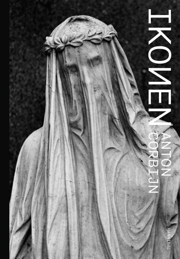 Book cover of Ikonen, featuring a cemetery statue of 'Veiled Widow' in Vienna, Austria. Published by Hannibal Books.