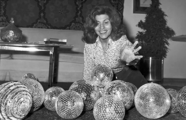 Monir Shahroudy Farmanfarmaian