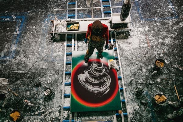 Book cover of Fabienne Verdier, The Song of Stars, featuring an blue abstract painting titled 'Ciel, univers céleste Gagan Ahmarique' (éthiopien). Published by 5 Continents Editions.