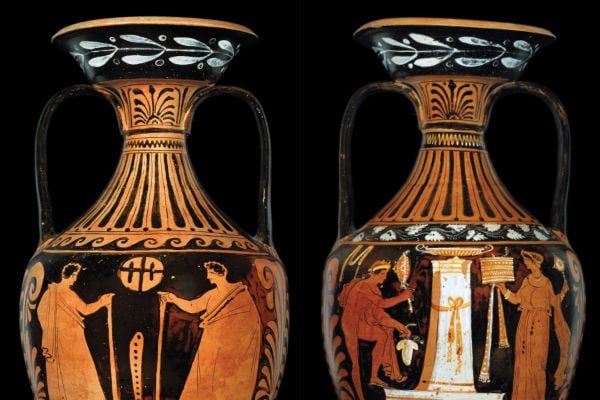 Book cover of Red Figures: Vase Painting At The Museo Ridola, Matera, with a terracotta vase painting with black patterns. Published by Editions Norma.