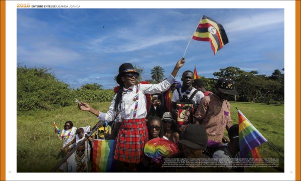 Book cover of Pride, with a black model wearing gold accessories and large black glasses staring into mirror. Published by Scripta Maneant Editori.